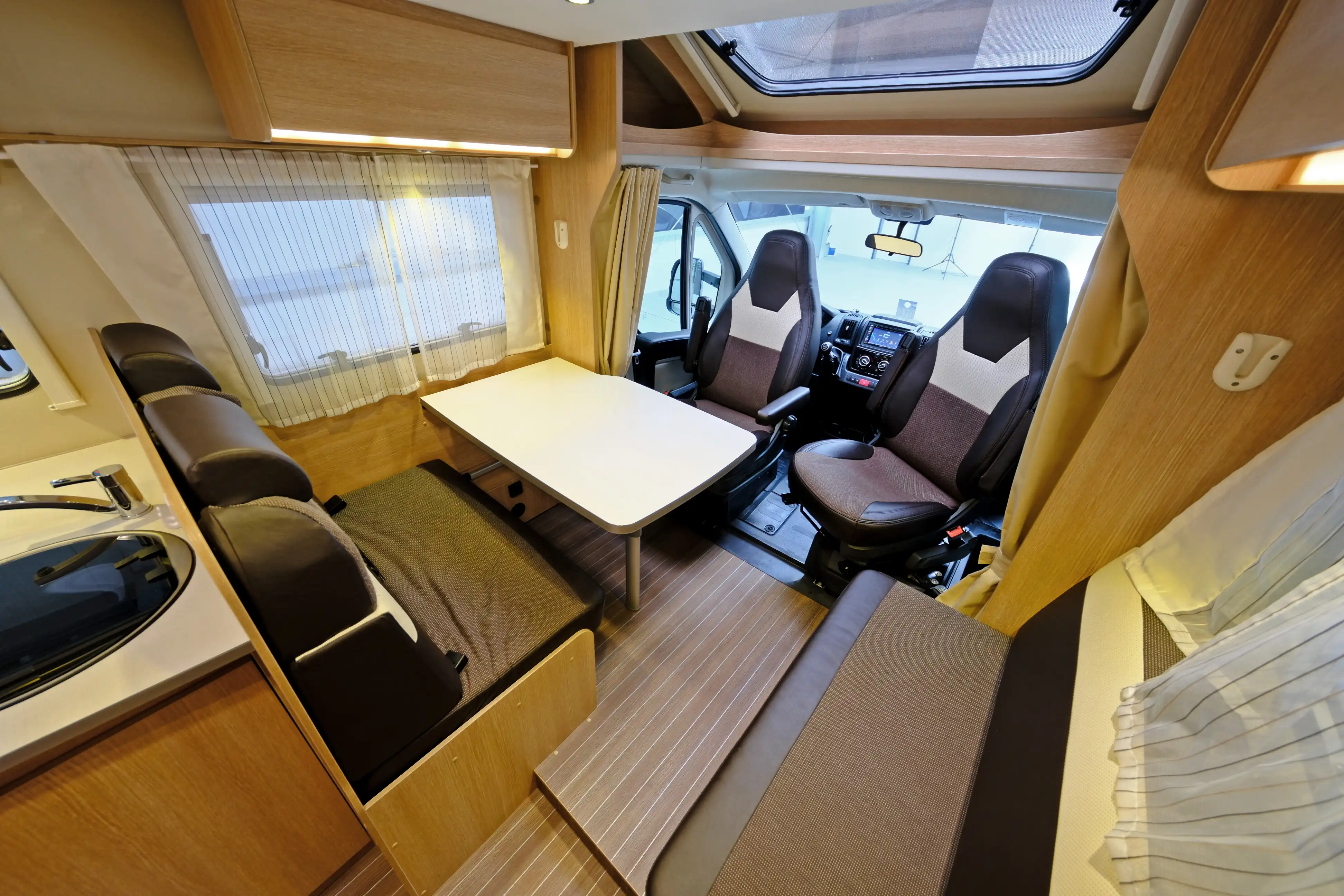 SUNLIGHT T 67